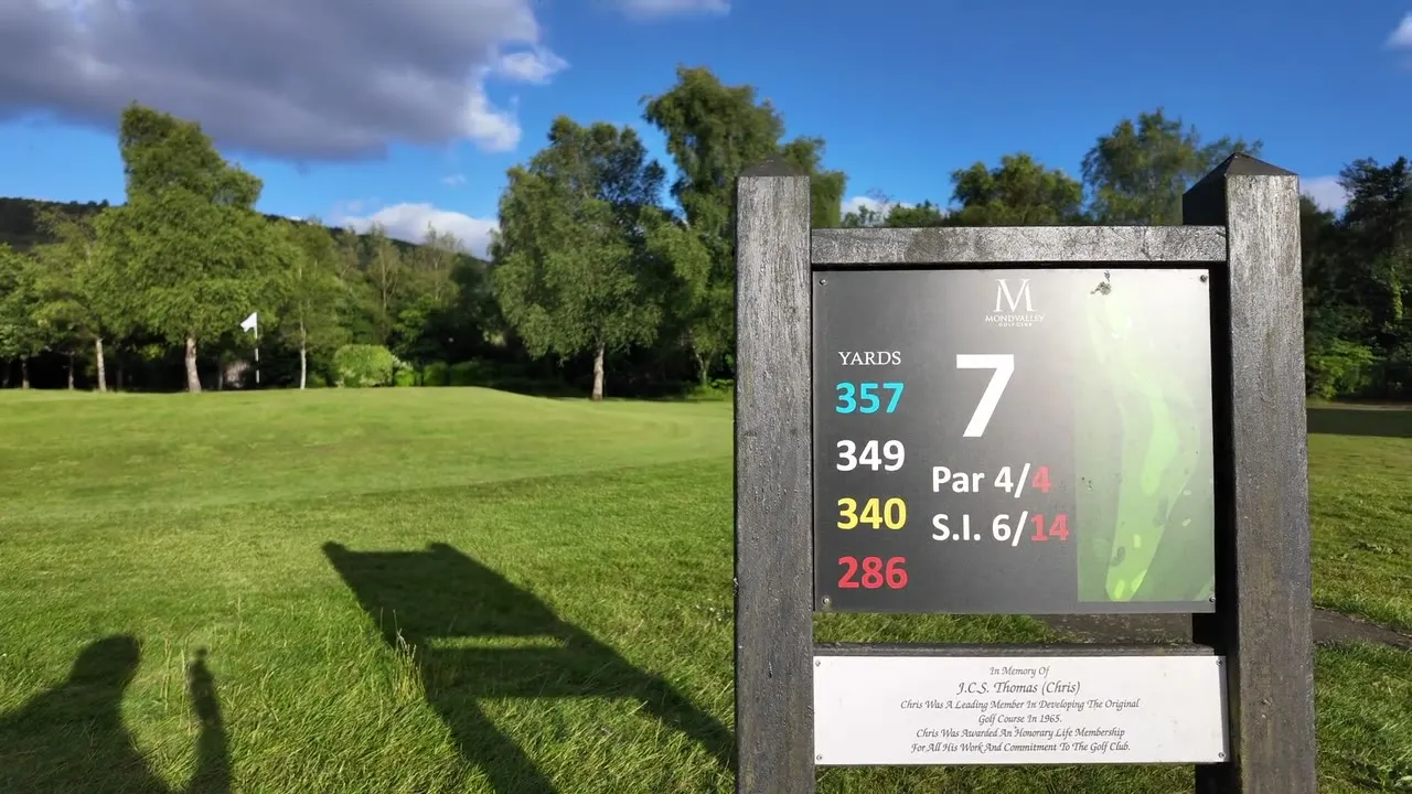 Flyover video of hole 7, The Copse